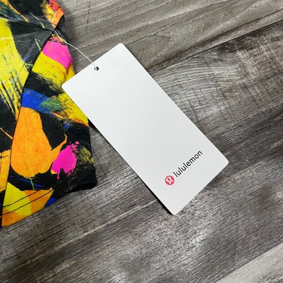 Lululemon Athletic Invigorate Training Tank Top Undertone Multi NWT Size 4 - Picture 6 of 6